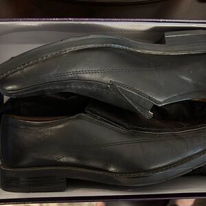 Blk shoes, barely worn, leather upper, slip on